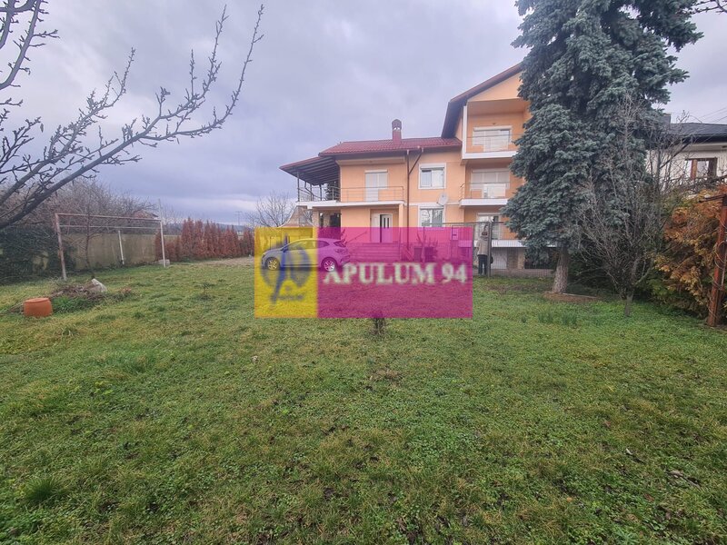 Vila de vanzare in Banesti